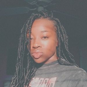 Meet your Posher, Adreonna